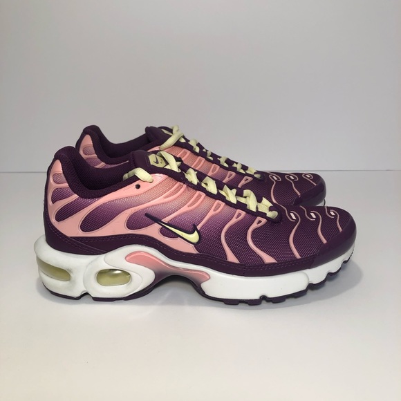 nike air max plus for girls